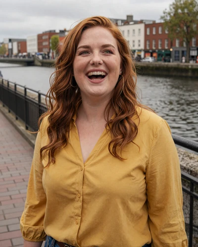 Siobhan, 31, Irish woman from Dublin with a sharp wit and adventurous spirit